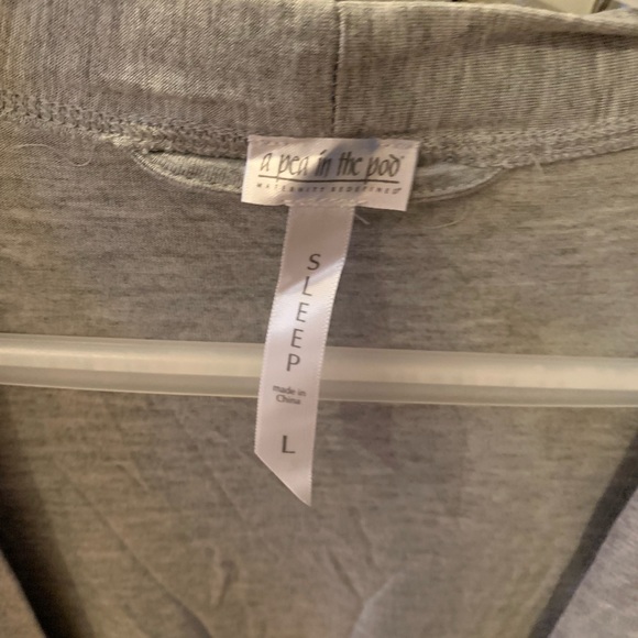 Maternity sleepwear set - Picture 7 of 8